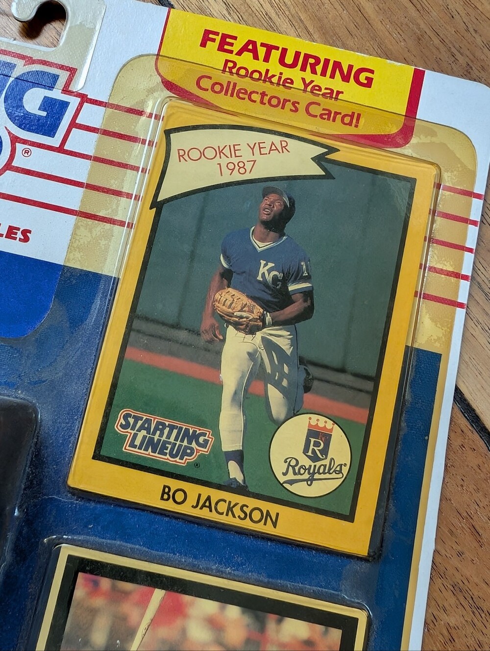 Bo Jackson Rookie Starting Lineup Figure (OS) - Picture 3 of 5